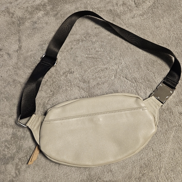 Aimee Kestenberg Milan Bum Leather Crossbody Belt Bag - Picture 8 of 12